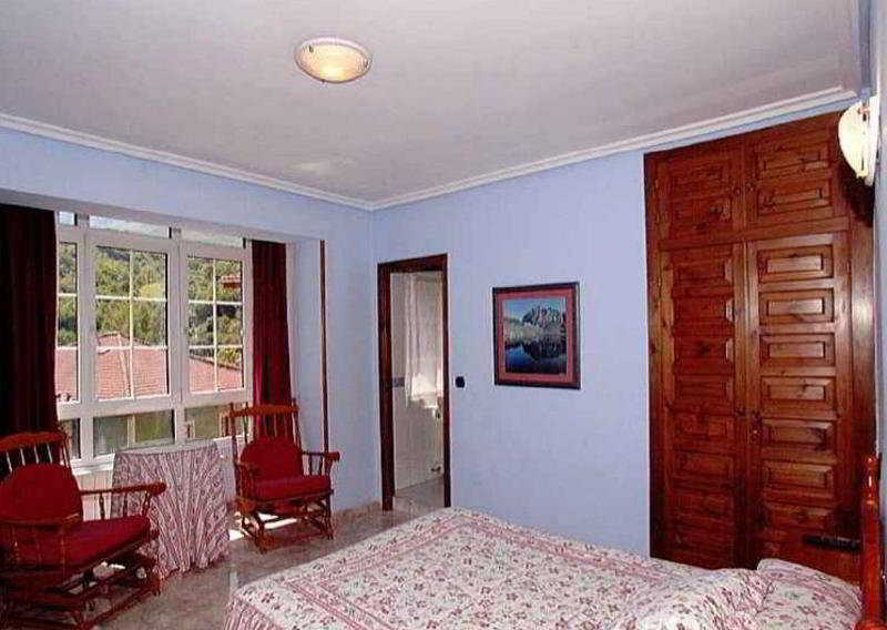 Hotel Naranjo De Bulnes Arenas De Cabrales Room photo